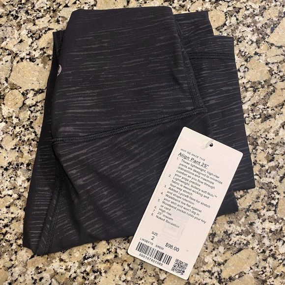 lululemon athletica Pants - NWT Lululemon Align Leggings, Size 2